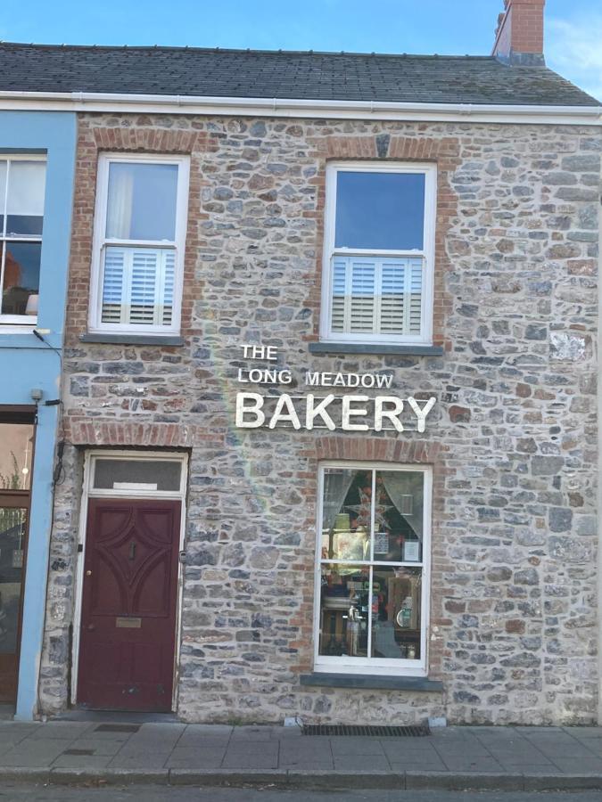 Long Meadow Bakery Appartement Pembroke Buitenkant foto